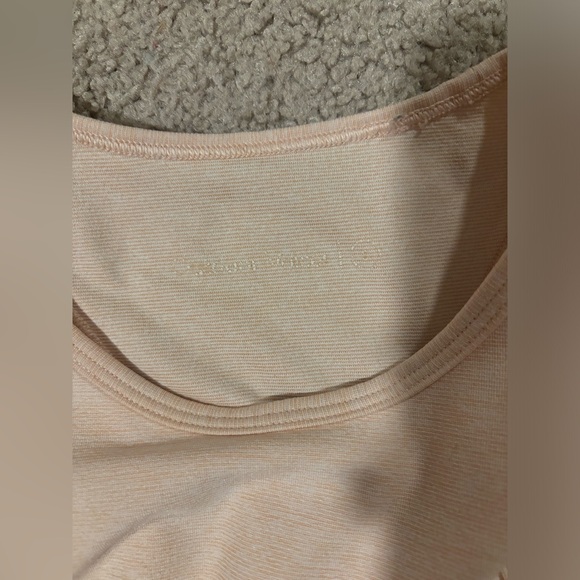 Outdoor Voices Peach Activewear Set - Picture 3 of 7